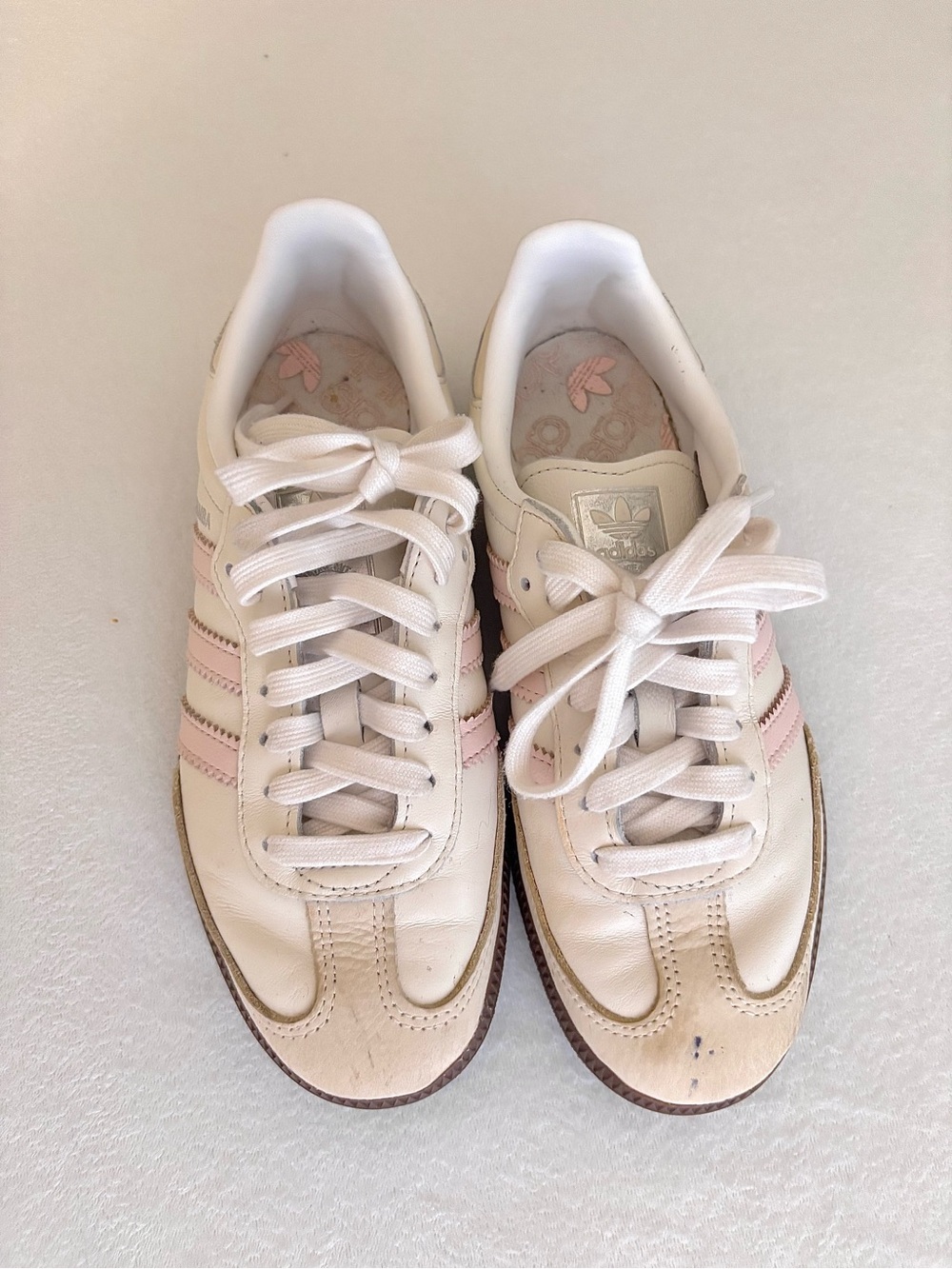 Adidas Originals Samba OG Sneakers in White and Light Pink - Picture 3 of 16